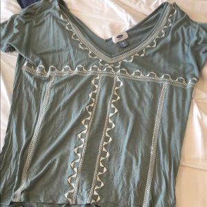 Old Navy Aztec T-Shirt size XS